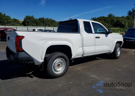 2024 Toyota Tacoma Xtracab z USA, uszkodzony, nr VIN 3TYJDAHN8RT010546